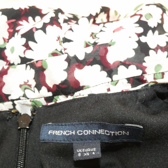 Chiffon Blouse Sz 4 Daisies Black Floral Short Sleeve French Connection Quality - Picture 3 of 6
